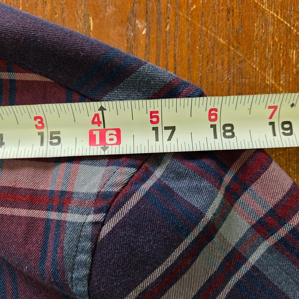 Lululemon Men's Masons Peak‎ Plaid Flannel shirt Mens size M Purple & Navy - Picture 5 of 6